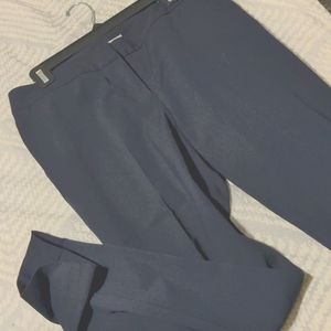 Halogen women's very dark navy Taylor fit pants size 6